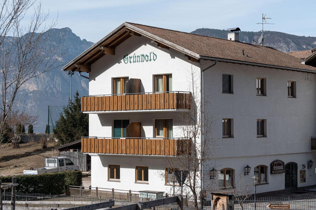 Hotel Gruenwald à Salorno Extérieur photo