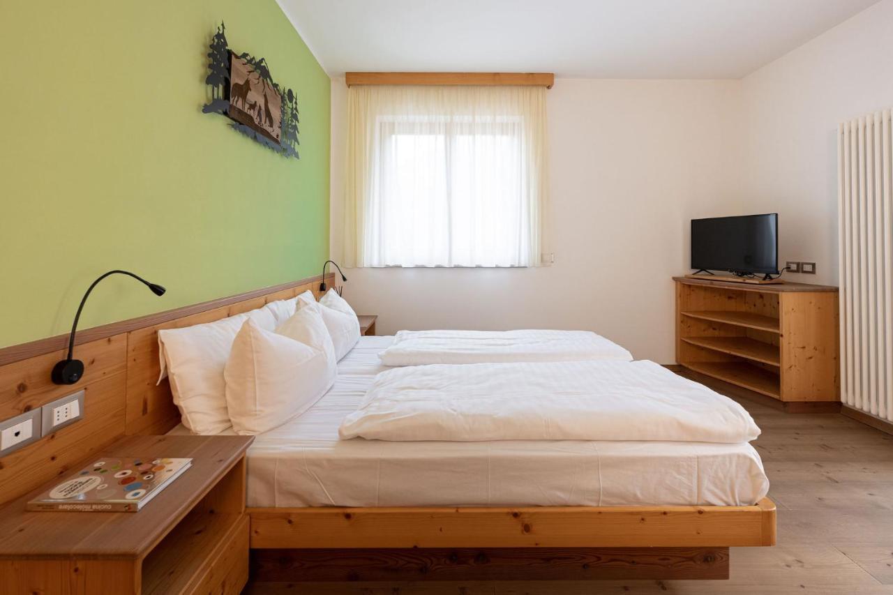 Hotel Gruenwald à Salorno Extérieur photo